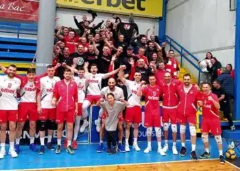 ЦСКА на победа от полуфинал във волейболното ни първенство след драматичен обрат срещу Монтана