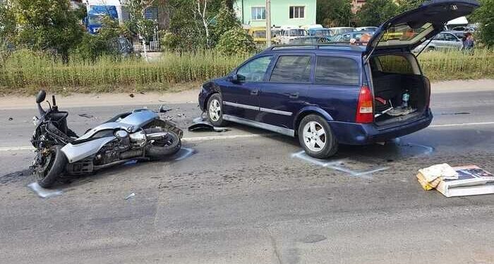 Инцидент на пътя! Надрусан дядо с БМВ причини тежка катастрофа във Видин, вкара моторист в болницата