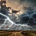 НАХЛУВА СТУДЕН АТМОСФЕРЕН ФРОНТ: Дъждовете продължават, вятърът ще бъде умерен с условия за градушки /КАРТА/ - Montana Live TV