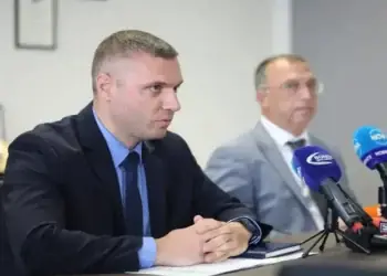ГДБОП и НАП разбиха схема за укриване на данъци от търговия със зърно и торове: Щетите възлизат на 9 милиона лева