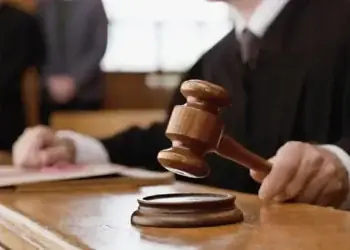 Окръжният съд в Монтана отказа да предаде млад мъж от Лом на чешките власти заради кражба на алкохол