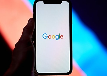Великобритания обвинява Google в злоупотреба с доминираща позиция в рекламния сектор