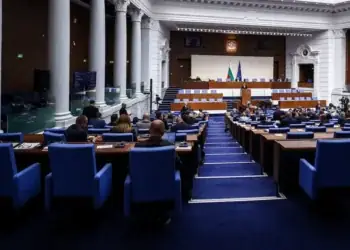Новата сесия на 50-ото Народно събрание започва утре с ключови дебати и решения