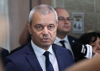 Костадинов от “Възраждане”: Всички жадуват да управляват с нас, защото ние не крадем