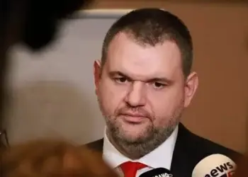Ексклузивно! ДПС-Ново начало е факт! Пеевски регистрира първи в ЦИК