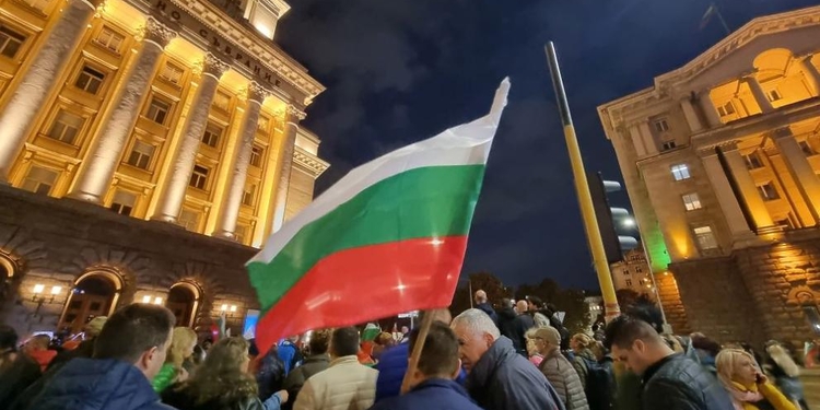 Протест на "Величие" в столицата с искане за касиране на извънредните парламентарни избори - Montana Live TV