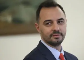 Богдан Богданов за новата сграда на ДПС-НН: Служебният кабинет обслужва интересите и желанията на Пеевски