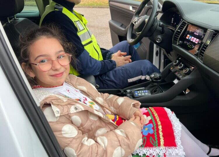 Новосъздадени Детски полицейски управления в Лом: 46 ученици положиха клетва /снимки/