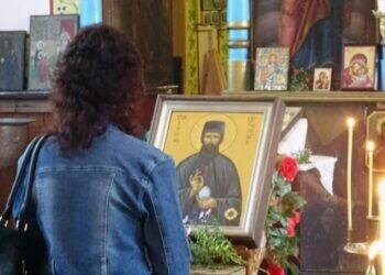 Чудотворната икона на Свети Ефрем Нови пристига в Лом /снимки/