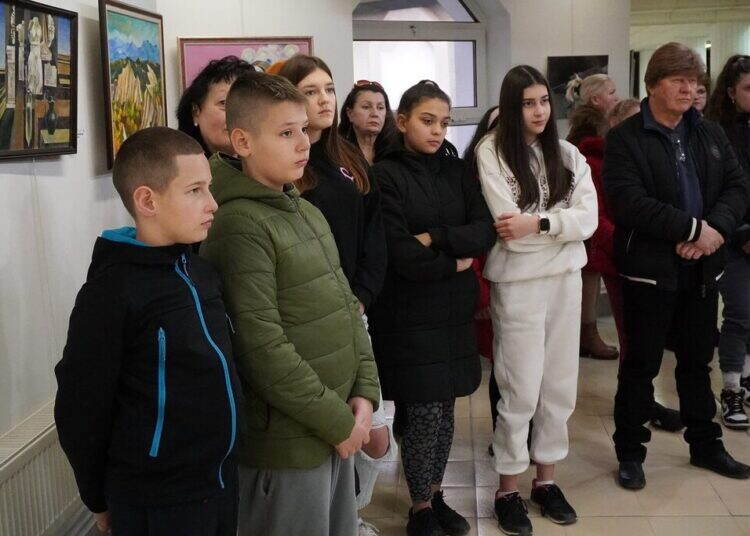 В Монтана откриха традиционната сборна изложба с нови творби в галерия „Кирил Петров“ /снимки/