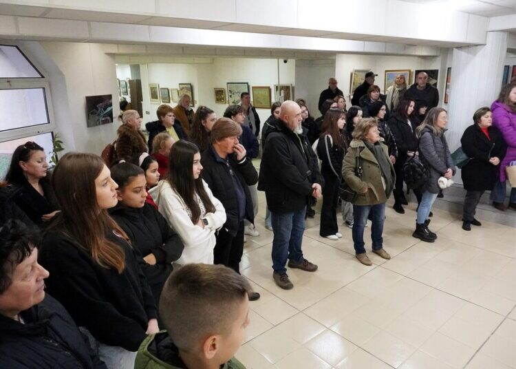 В Монтана откриха традиционната сборна изложба с нови творби в галерия „Кирил Петров“ /снимки/