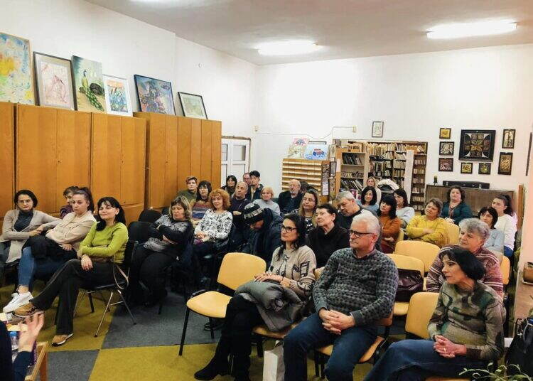 Симона Панова представи трилогията „Змей закрилник“ в библиотеката в Монтана