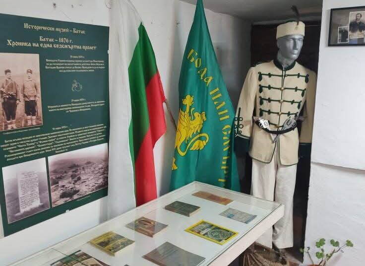 Изложба в Берковица разказва за кървавата пролет на Батак /снимки/