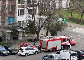 Драма край камината: Болна жена падна от леглото в ломско село, спаси я пожарната