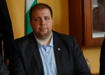 Александър Димитров : Има улици в Монтана, които са като в зона на военни действия
