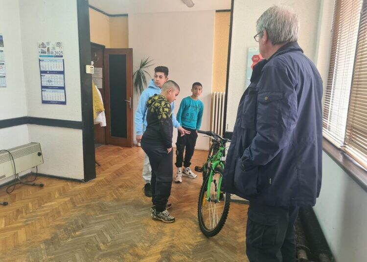 Ученици от Чипровци ще представят област Монтана на националната викторина „Да запазим децата на пътя“