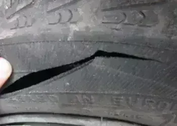 Мъж сряза гума на автомобил на горското в Берковица
