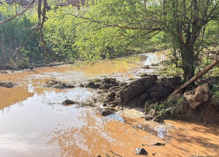 Над 40 имота в Кобиляк и Лехчево отново под вода след десетминутен потоп