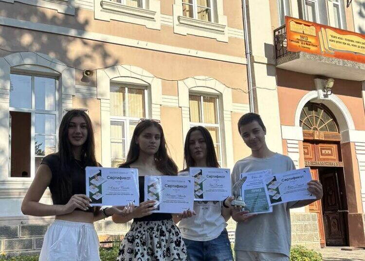 Голямото признание за Берковица: Ученици блеснаха на Националния младежки форум „Арнаудови срещи“ в Русе /снимки/