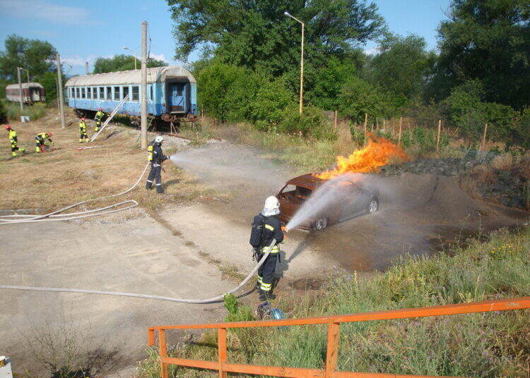 Пожарната в Монтана проведе мащабно учение с над 80 участници /снимки/