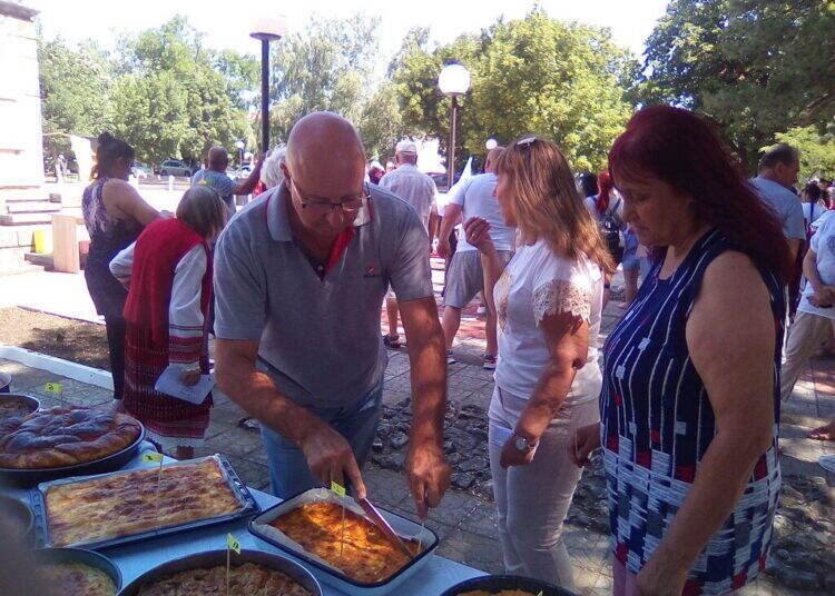 Празник на традициите: Фестивал на баницата в Сталийска махала /снимки/