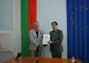 След 27 години община Монтана стана собственик на казармите