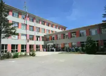 Осем училища в Монтанско с конкурси за директори, 15 кандидати подадоха документи