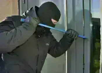 Кражба на пари от имот в Монтана