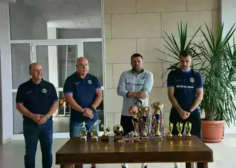 Olympia Junior Cup Varshets 2025: Първото издание на детския футболен турнир донесе емоции, усмивки и нова спортна традиция /снимки/