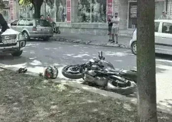 Моторист пострада леко при катастрофа в Монтана /снимки/