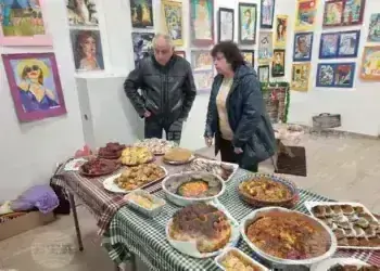 Читалища от селата в община Монтана представиха песни, танци и традиционни ястия на празнична вечер