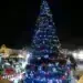 Лом запали светлините на коледната елха с празничен концерт