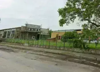 Кражба и сериозни щети в бившия птицекомбинат в Монтана