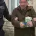 Мъж от Ломско село е задържан за кражба на дебитна карта и голяма сума пари