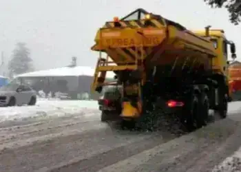 Общината и АПИ с координирани действия за зимното почистване в Лом