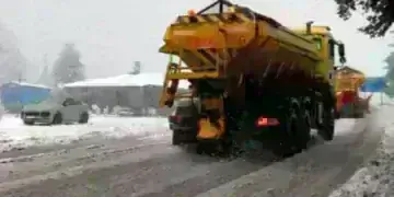 Общината и АПИ с координирани действия за зимното почистване в Лом