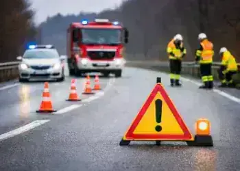 Временно ограничено движение по път I-1 край Смоляновци заради катастрофа