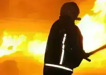 Пожар в къща в Берковица унищожи техника и имущество