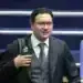 Митов „в командировка“, парламентът чака отговори за „Петрохан“