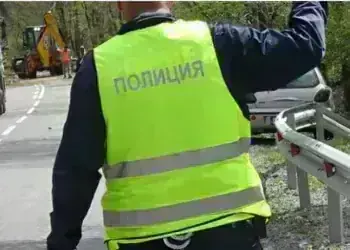 Полицията издирва шофьор, избягал след тежка катастрофа край Монтана