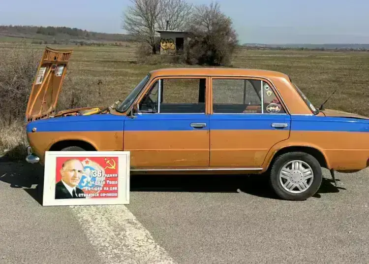 Хората излязоха на протест и спряха движението по Е79 край Краводер и след това на разклона за Крапчене