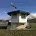 Под флага на България: караулката на входа на Монтана се превърна в дом