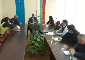 Бунт в Брусарци! Над 400 души скочиха срещу депо за опасни отпадъци, готвят протести