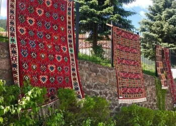 Община Чипровци пуска автобуси за празника на килима